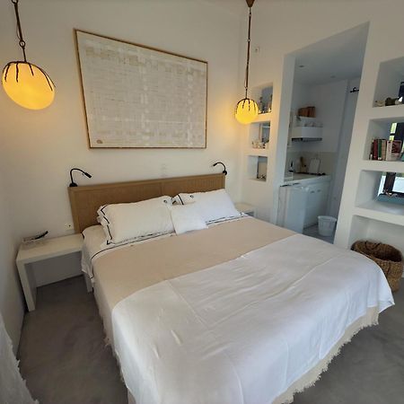 Rodi Apartments Парос Екстериор снимка
