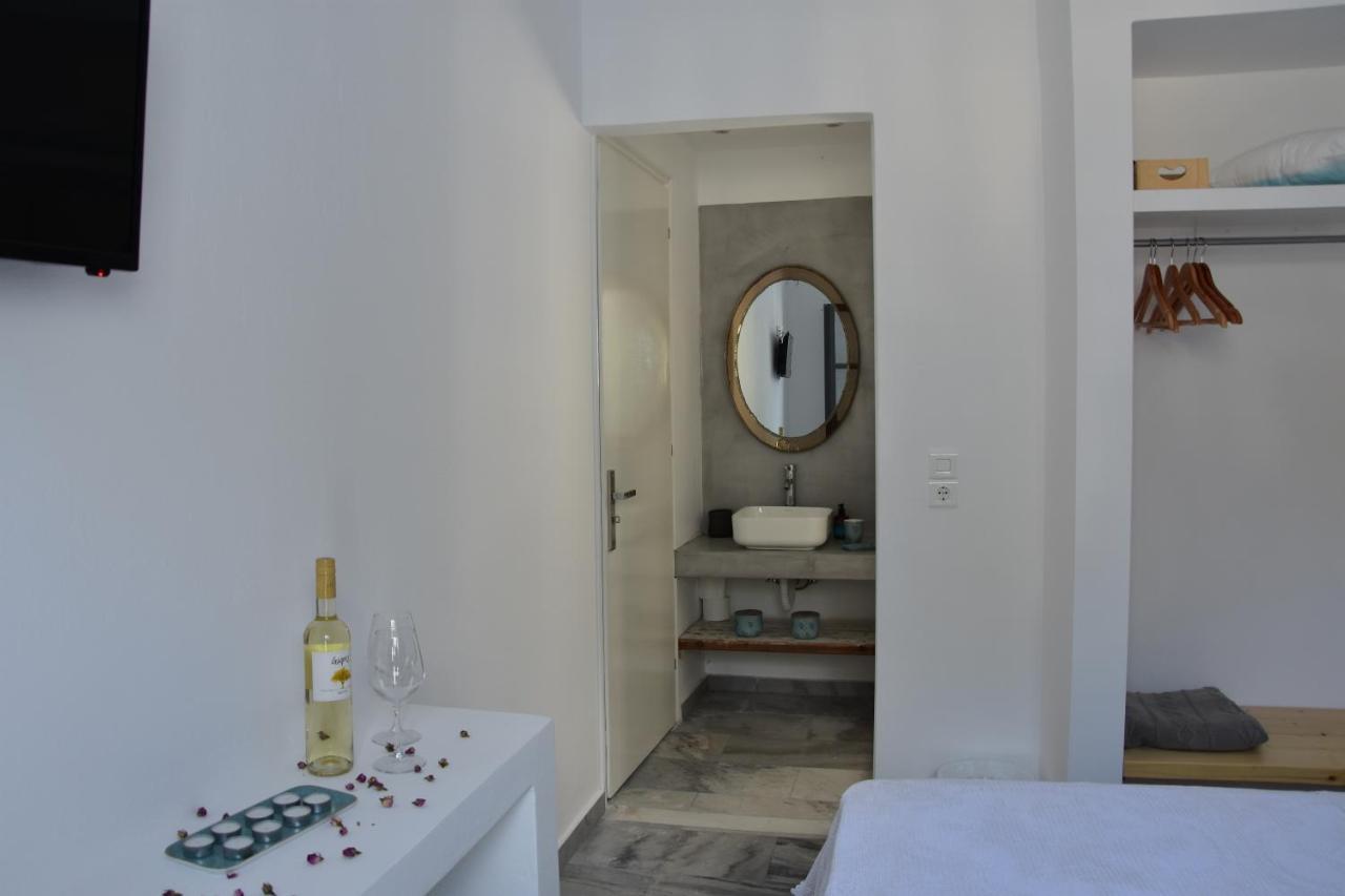 Rodi Apartments Парос Екстериор снимка