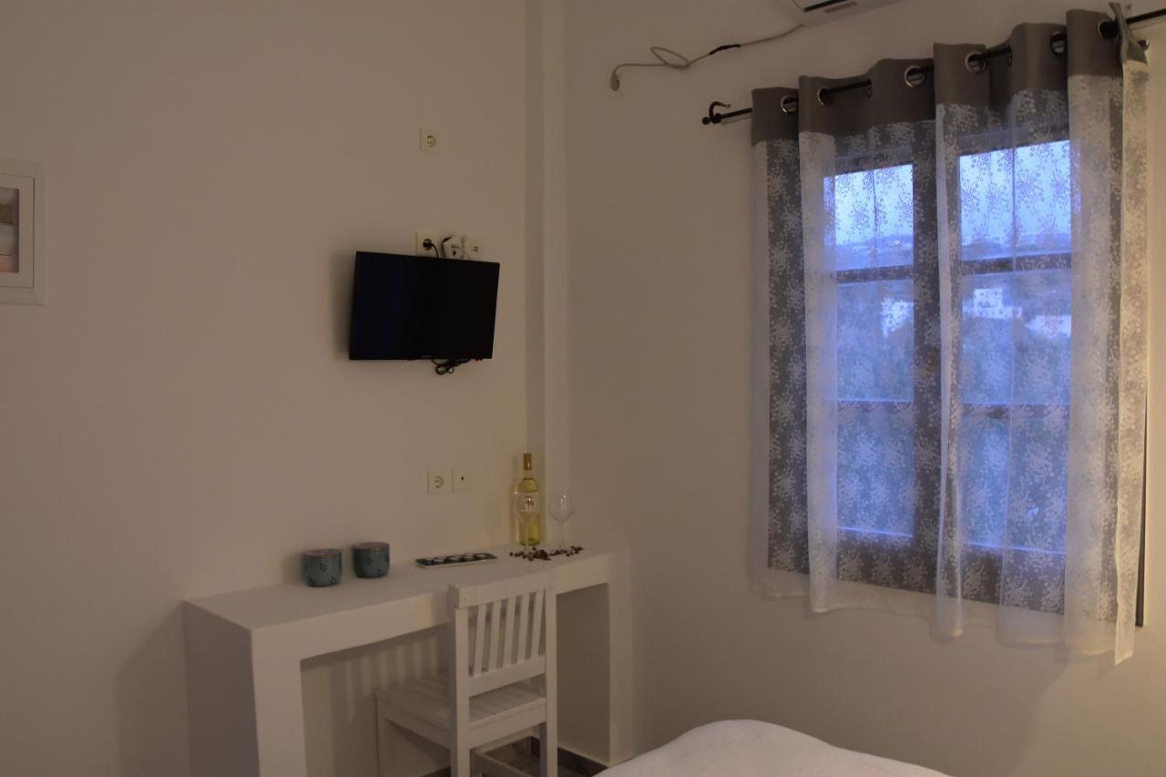 Rodi Apartments Парос Екстериор снимка