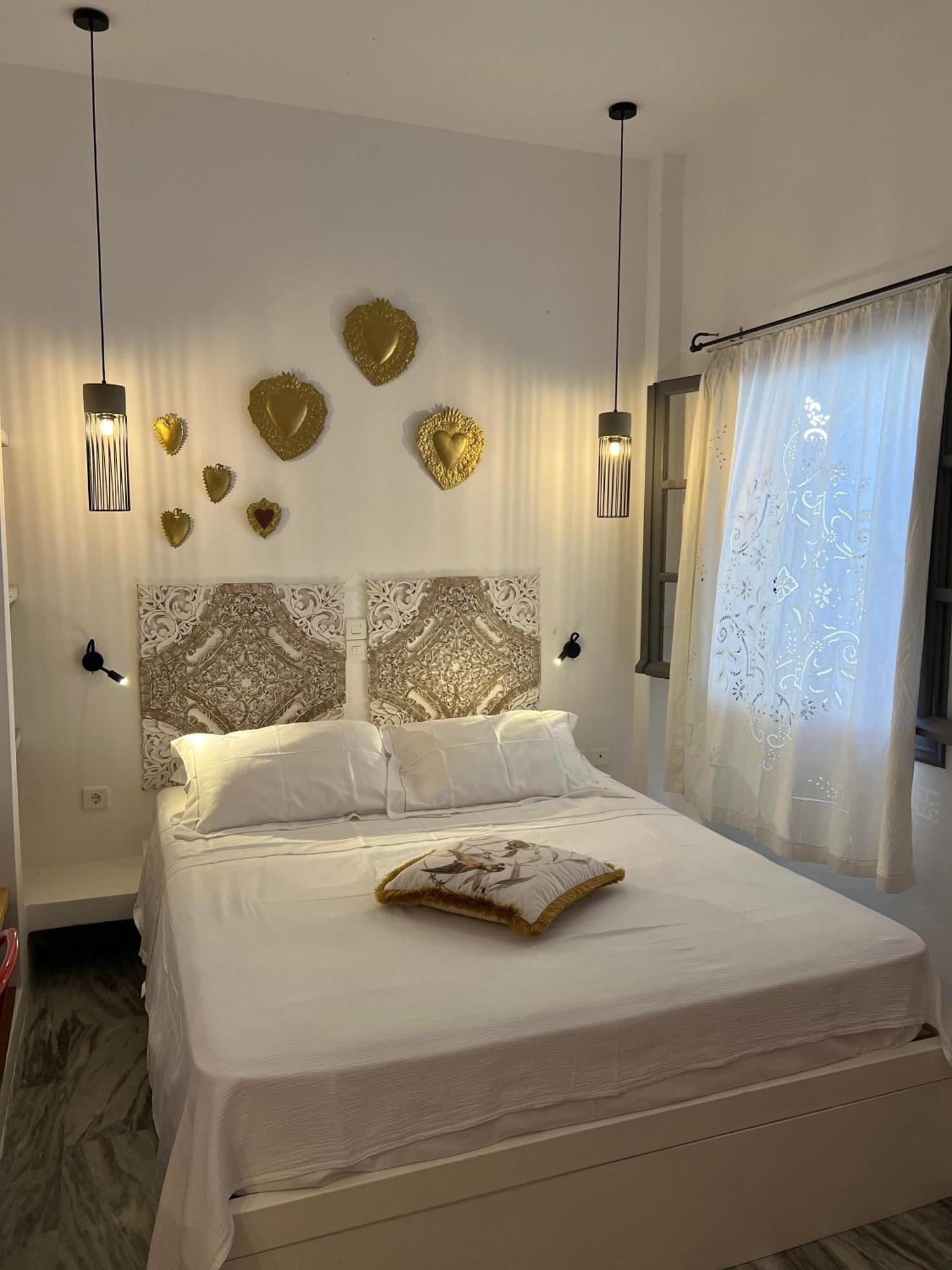 Rodi Apartments Парос Екстериор снимка