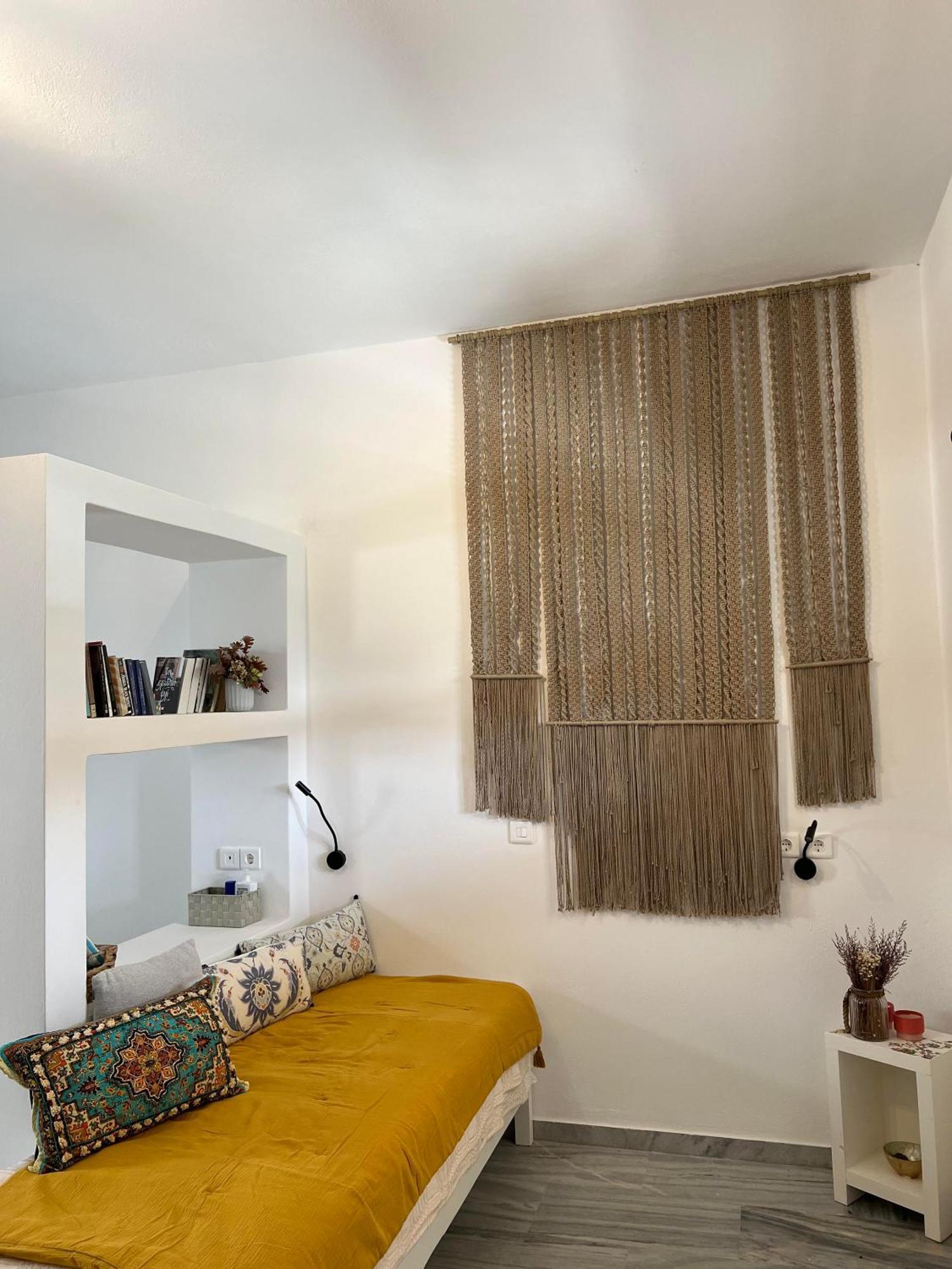 Rodi Apartments Парос Екстериор снимка